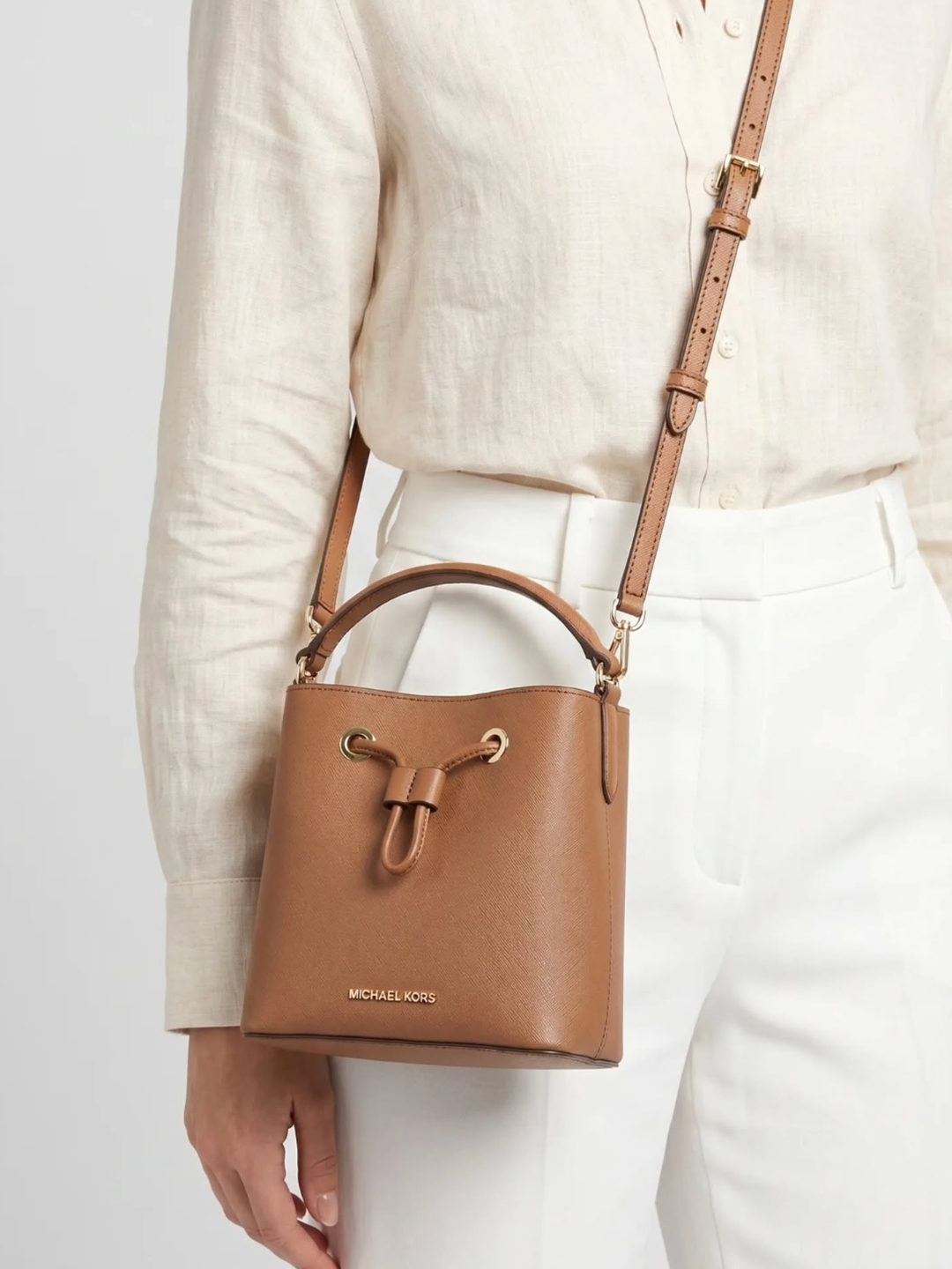 Michael Kors Leather bag